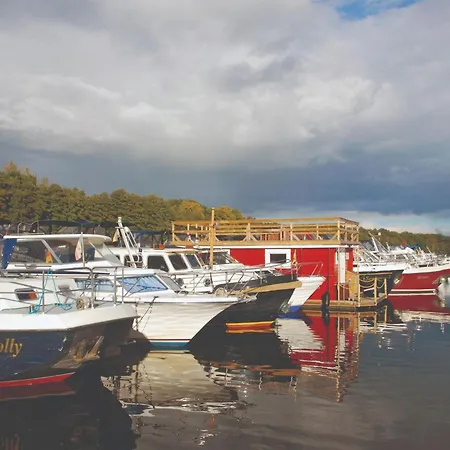 Modernes In Am Mueritzsee Lägenhet *
